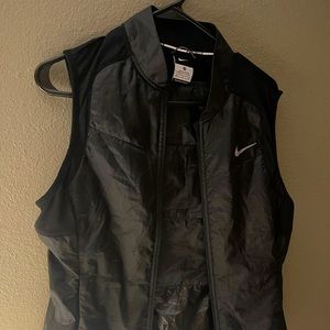 Never Worn Nike running light weight vest
